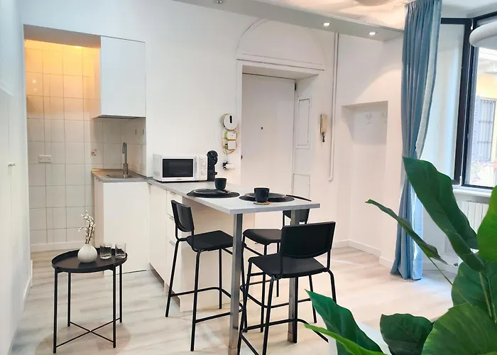 S&M Apartments \